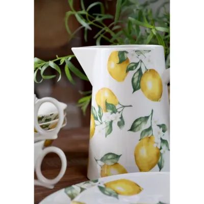 Närbild på porslinskanna Maison citron 1,1 liter från Chic Antique.