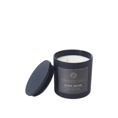 scented-candle-sanctuary-pure-musk
