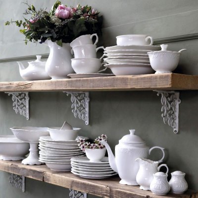 Provence-romantic-white-porcelain