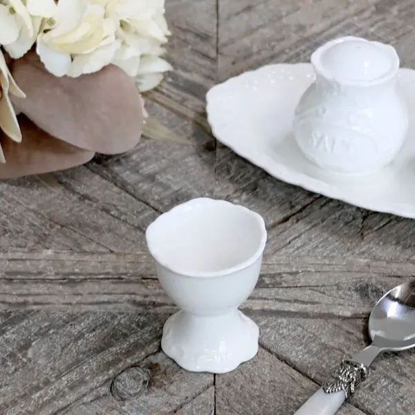 Provence egg cup, white - Chic Antique
