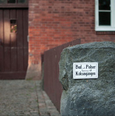 emaljskylt-bud-&-poliser