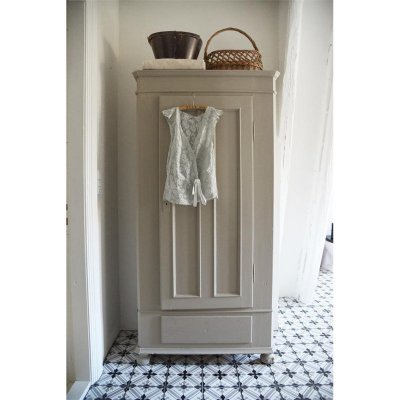 vintage-paint-warm-latte