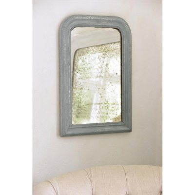 vintage-paint-light-petrol