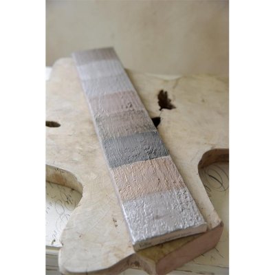 vintage-paint-delightful-plum