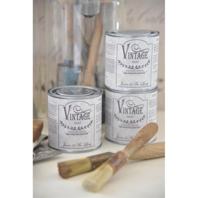 shiny-varnish-vintage-paint