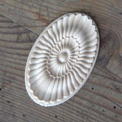 wooden-ornament-corner-untreated