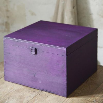 vintage-paint-dark-purple