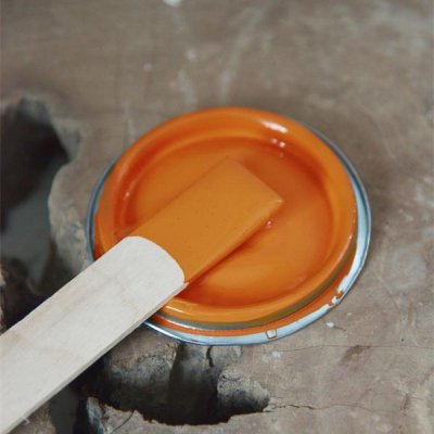vintage-paint-rusty-orange
