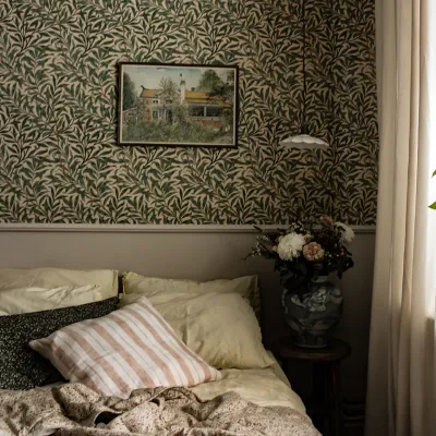 gustav-ceiling-lamp-white-antique-brass