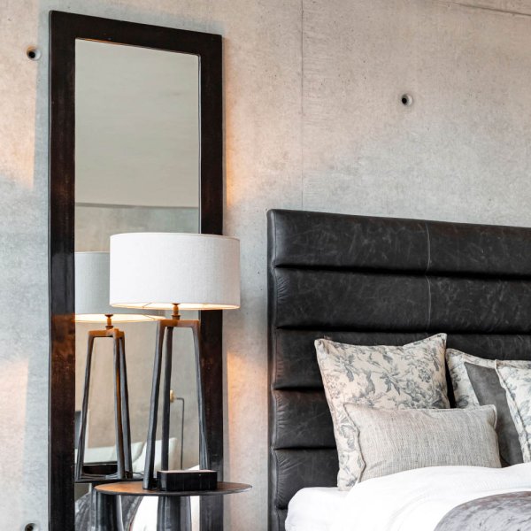 Montone Lamp base, black - Artwood