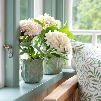 green-pot-in-stoneware