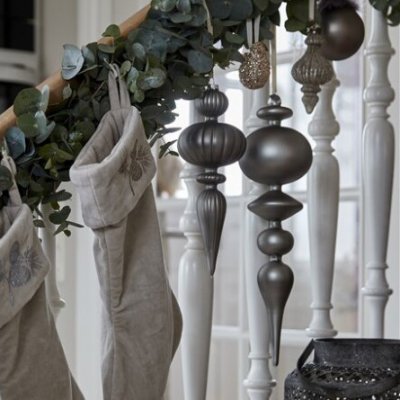 julornament-gråbrunt-glas