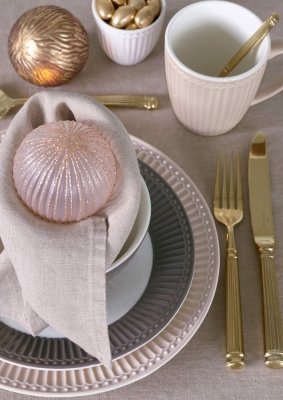 alice-creamy-fudge-greengate