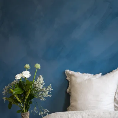 kalkfärgen-mare-målad-på-vägg