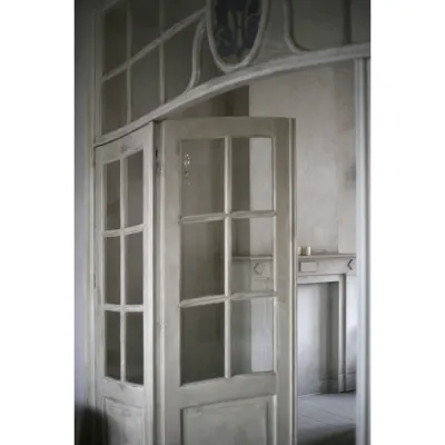 plaster-paint-på-vägg-från-kalklitir