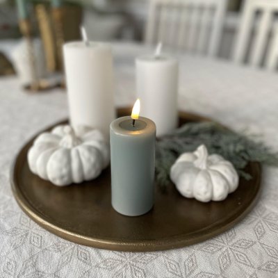 LED-blockljus-i-salviagrön-höjd-10cm