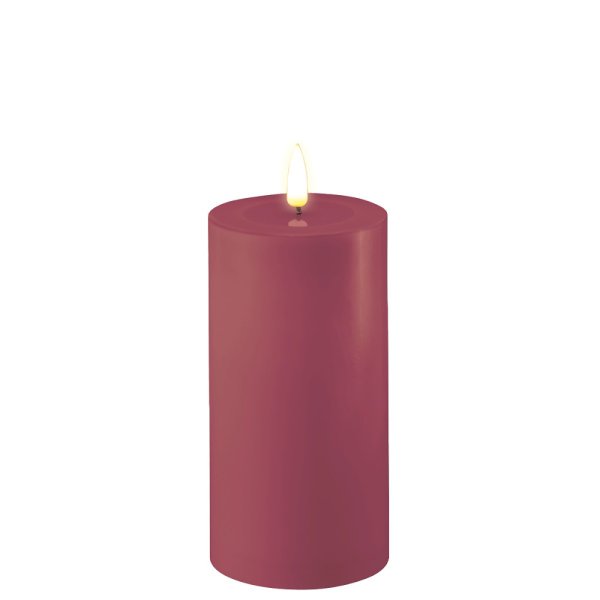 LED Real flame Candle Ø7,5x15 cm, Magenta - Deluxe Homeart