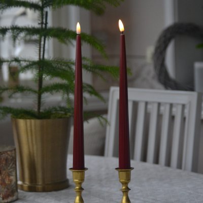 LED-dinner-candle-glossy-h28cm-bordeaux