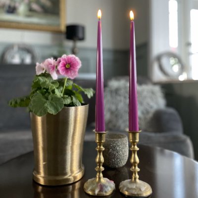 LED-kronljus-lackad-h28cm-magenta