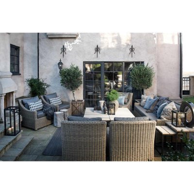 outdoor-furniture-teak-rattan